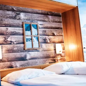 *** Hotel Boutique Kronenhof Suisse